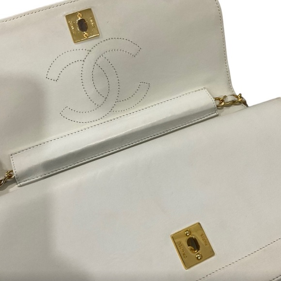 Chanel Auto Double Flap Leather Bag - Authentic - Picture 9 of 11